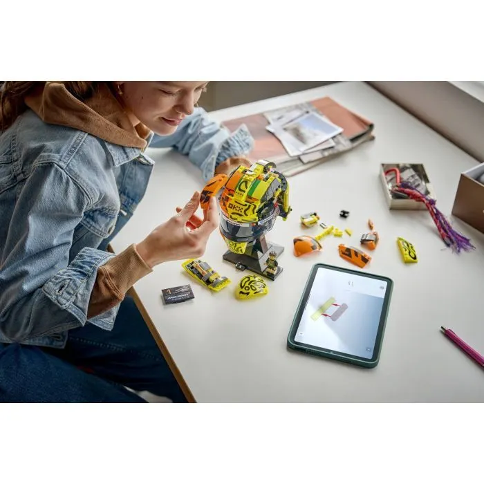 Конструктор LEGO Editions Шлем Ландо Норриса из команды McLaren, 793 детали (43023) изображение 9
