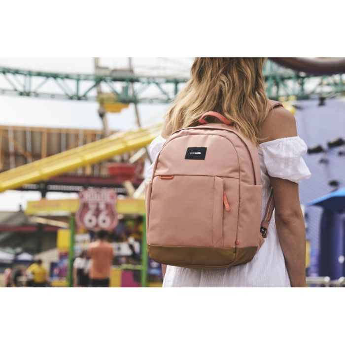 Рюкзак туристический Pacsafe Go 15L рожевий (35110340) изображение 10
