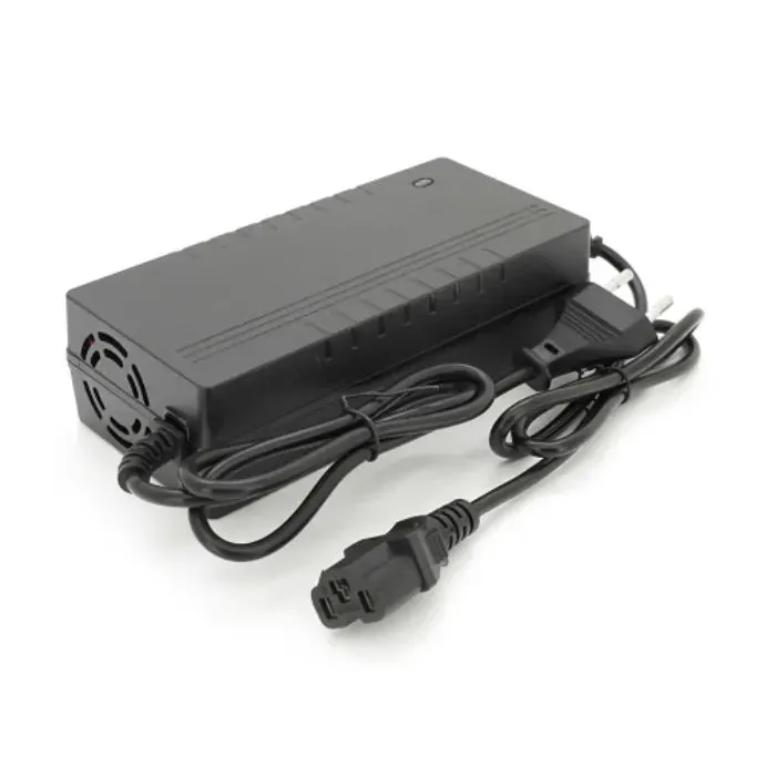 Мережевий зарядний пристрій для АКБ Voltronic Li-ion 16.8V, 4S, 5A (YT-16850) зображення 3