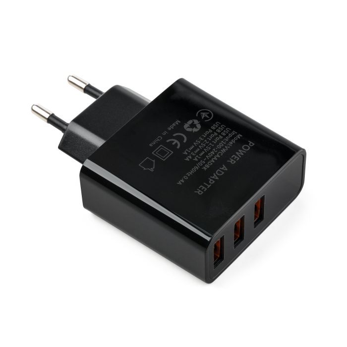 Зарядное устройство Vinga 3 Port Display Wall Charger 17W Max (VWCAAADBK) изображение 2