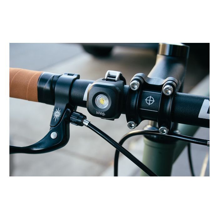 Передня велофара Knog Мигалка Blinder Mini Dot Front 20 Lumens Black (11947) зображення 2