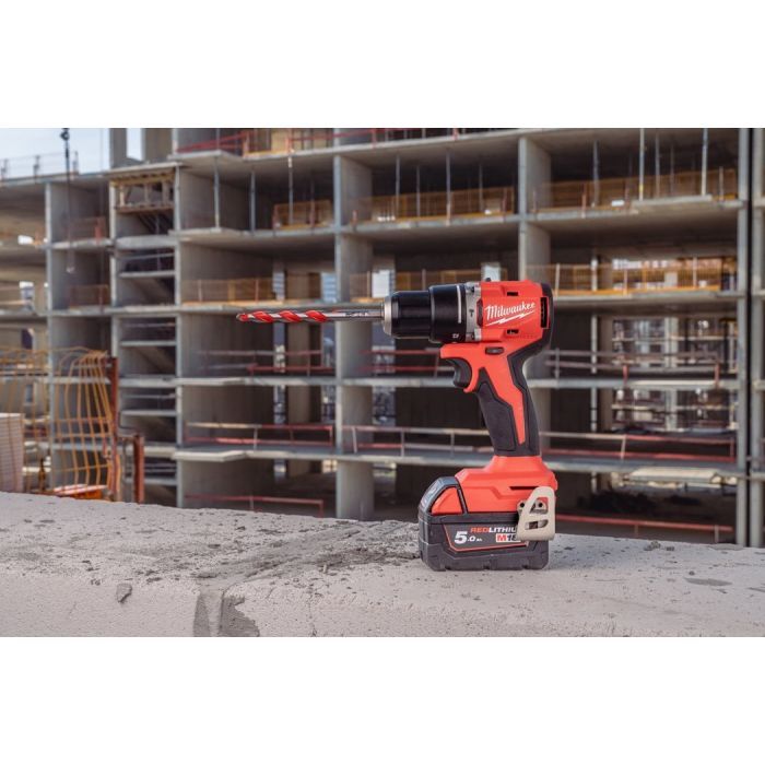 Шуруповерт Milwaukee ударный M18 BLPDRC-202C, 60.5 Нм, 2x2Ah, кейс (4933492822) изображение 7