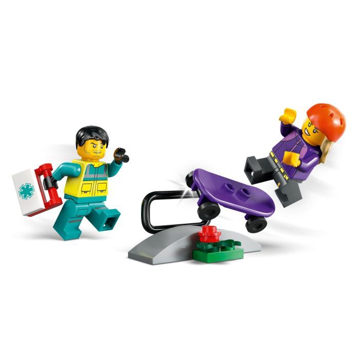 Конструктор LEGO City Скорая помощь (60451) изображение 5