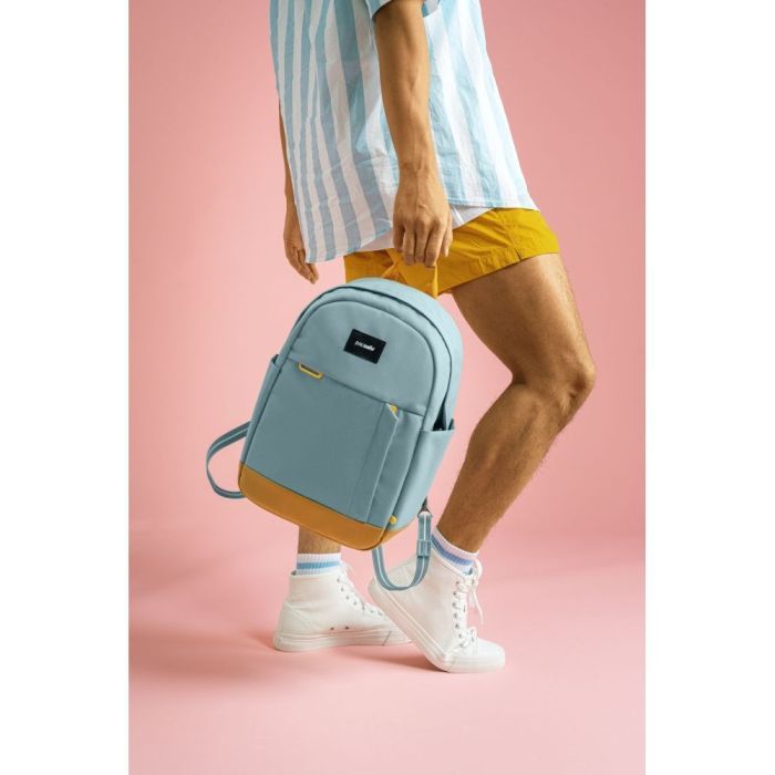 Рюкзак туристический Pacsafe Go 15L рожевий (35110340) изображение 9