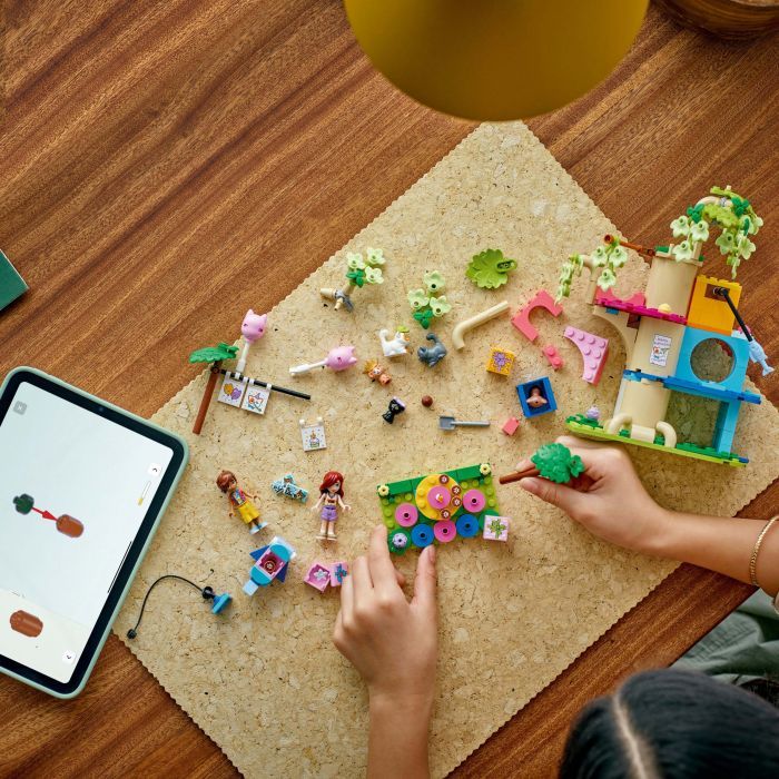 Конструктор LEGO Friends День рождения кота и дом на дереве (42666) изображение 7