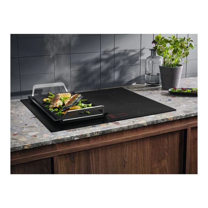 Варочна поверхня Electrolux EIS62453IZ зображення 7