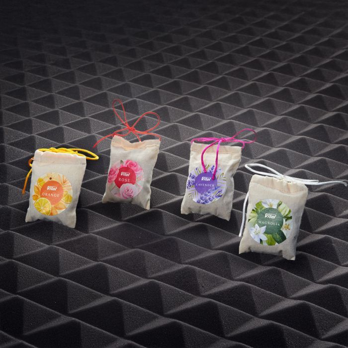 Ароматизатор для автомобіля VITOL Fresh Bag Rose (VFB04) зображення 3