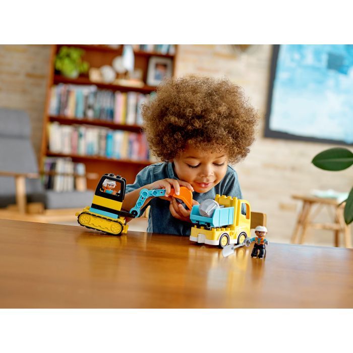 Конструктор LEGO Duplo Town Грузовик и гусеничный экскаватор 20 деталей (10931) изображение 9