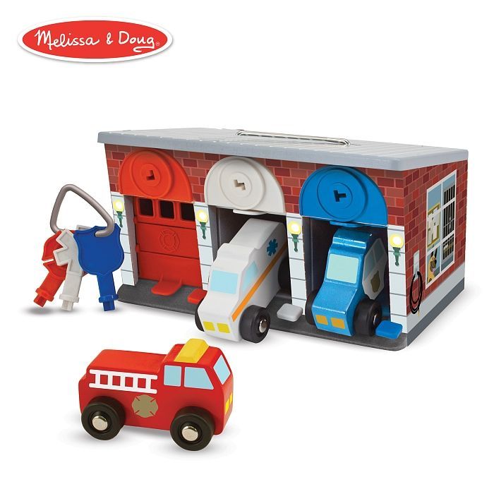 Ігровий набір Melissa&Doug Дерев'яний гараж рятувальних машин з ключами (MD4607) зображення 5
