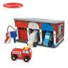 Ігровий набір Melissa&Doug Дерев'яний гараж рятувальних машин з ключами (MD4607) зображення 5