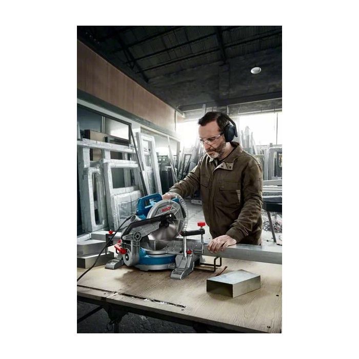 Торцовочная пила Bosch GCM 216 (0.601.B33.000) изображение 2