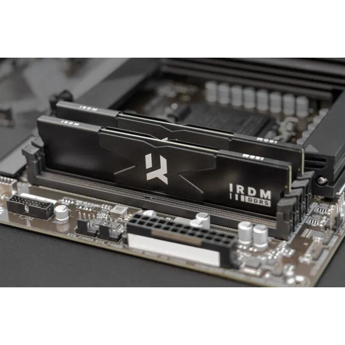 Модуль памяти для компьютера DDR5 32GB (2x16GB) 6000 MHz IRDM Black Goodram (IR-6000D564L36S/32GDC) изображение 10