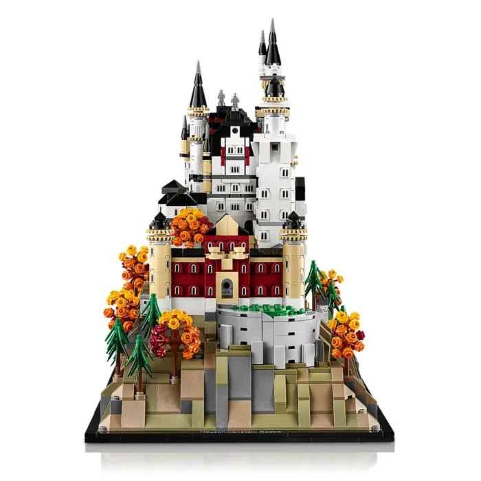 Конструктор LEGO Architecture Замок Нойшванштайн (21063) изображение 6