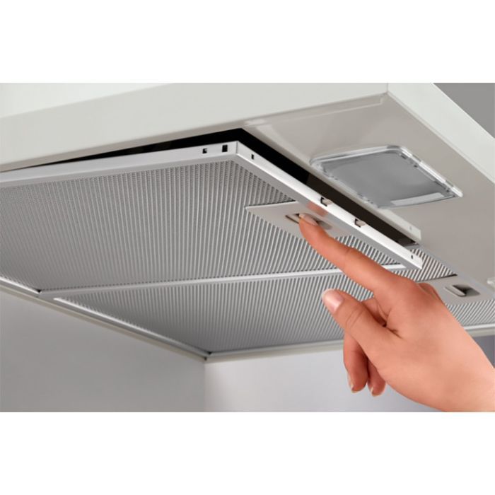 Вытяжка кухонная Electrolux EFC226V изображение 3
