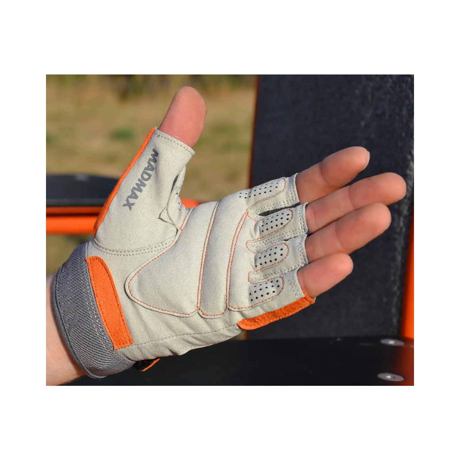 Перчатки для фитнеса MadMax MFG-850 Crazy Grey/Orange S (MFG-850_S) изображение 5