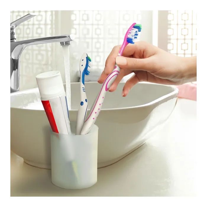 Зубна щітка Colgate Макс Блиск Зелена (2170000000077) зображення 3