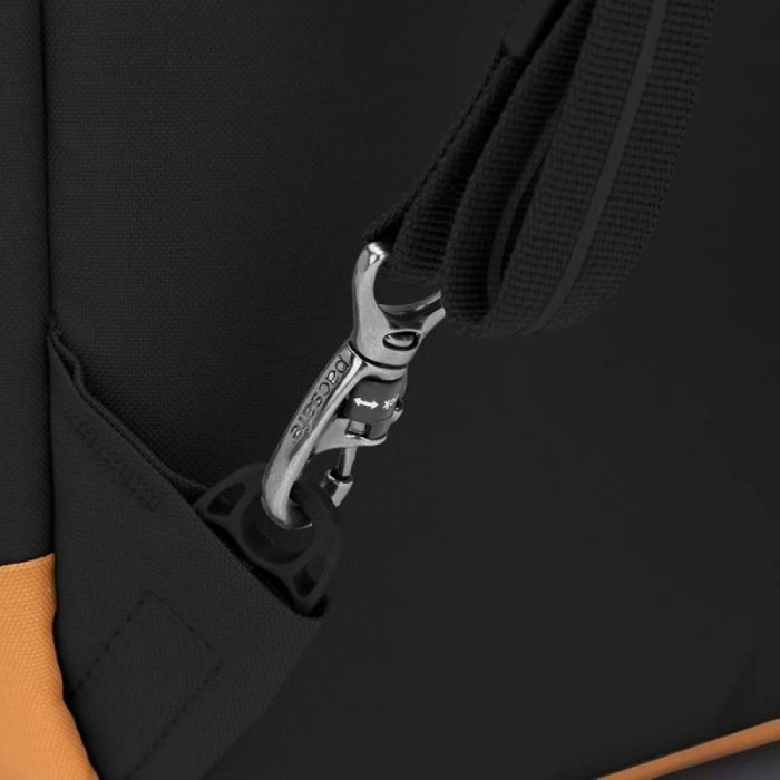 Рюкзак туристический Pacsafe Go 25L чорний/помаранчевий (35115130) изображение 5
