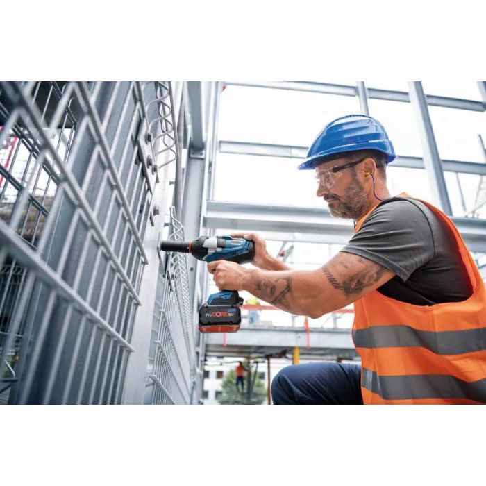 Гайковерт Bosch ударный GDS 18V-1050 H, 18В, 2x5.0 GAL1880 L-Box (0.601.9J8.522) изображение 2
