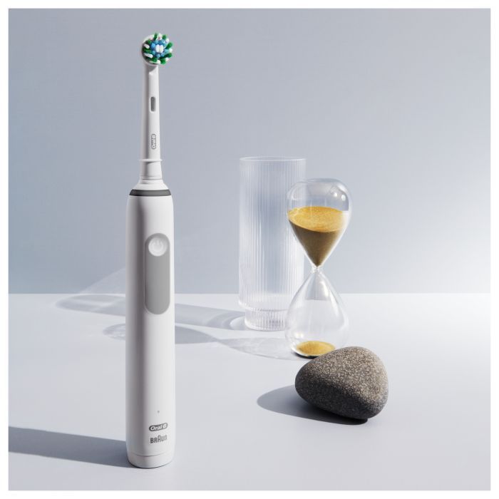 Электрическая зубная щетка Oral-B Pro 3 3500 D505.513.3X WT (4210201395539) изображение 10