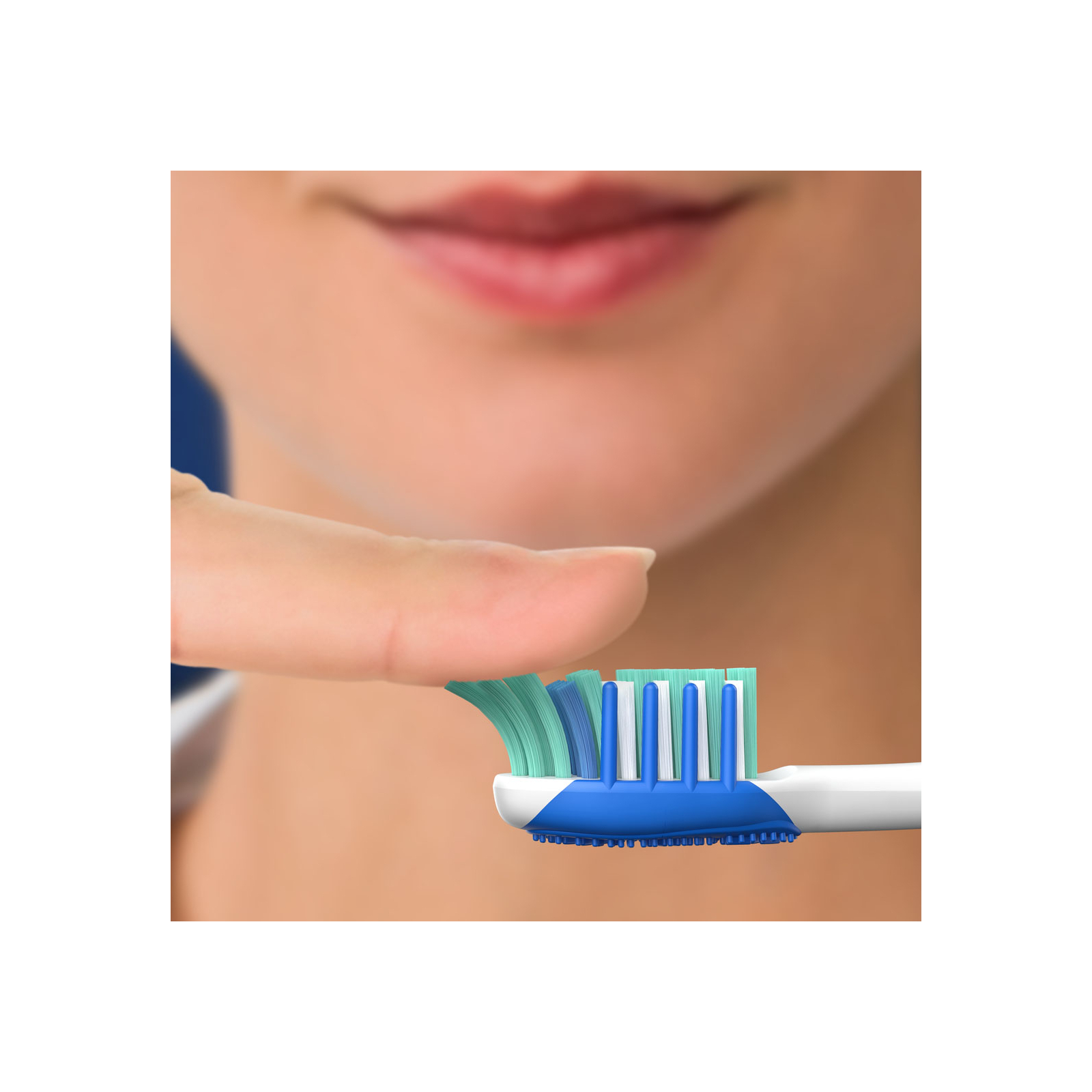 Зубная щетка Oral-B 3D White Fresh Medium 2 шт. (3014260111762) изображение 5