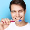 Зубная щетка Oral-B 3D White Fresh Medium 2 шт. (3014260111762) изображение 6
