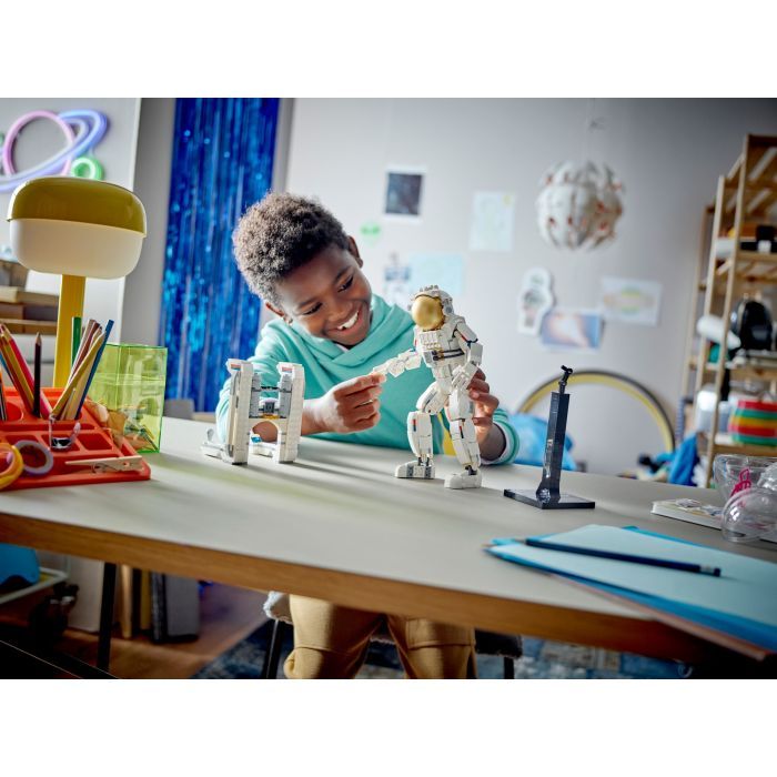 Конструктор LEGO Creator Космонавт 647 деталей (31152) изображение 12