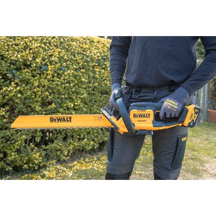 Кусторез DeWALT аккумуляторный, 18V, нож 55 см, до 25 мм, 5Ah (DCMHT564P1) изображение 9