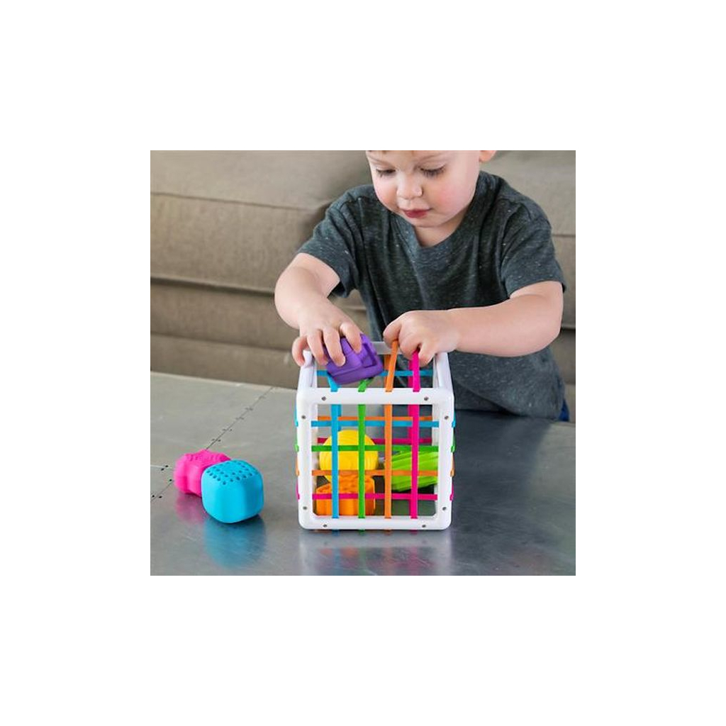 Розвиваюча іграшка Fat Brain Toys Куб-сортер зі стінками-шнурочками InnyBin (F251ML) зображення 5