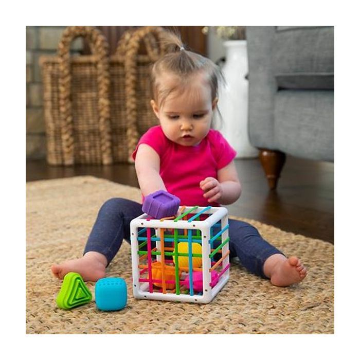 Развивающая игрушка Fat Brain Toys Куб-сортер со стенками-шнурочками InnyBin (F251ML) изображение 6