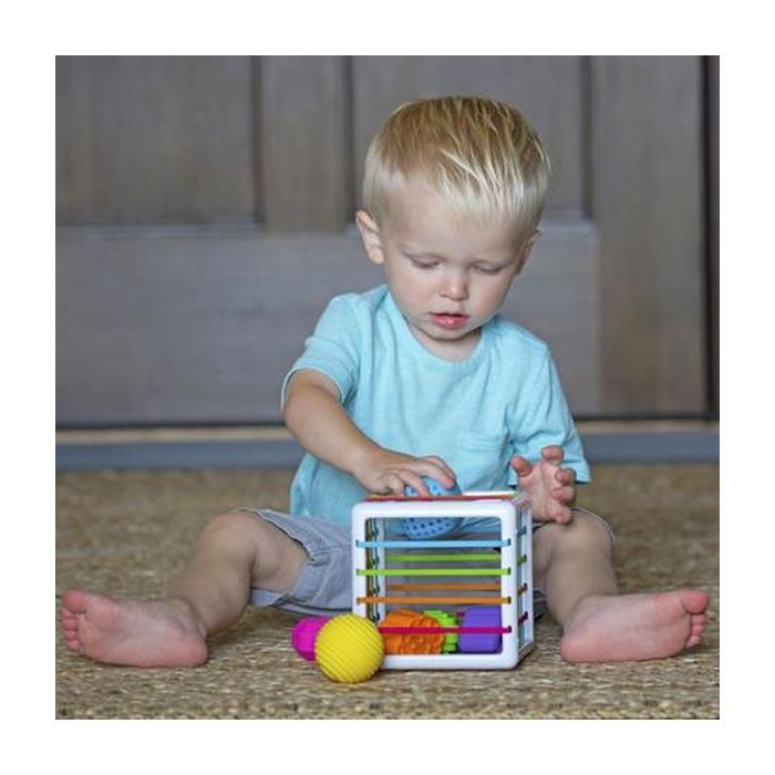 Развивающая игрушка Fat Brain Toys Куб-сортер со стенками-шнурочками InnyBin (F251ML) изображение 7