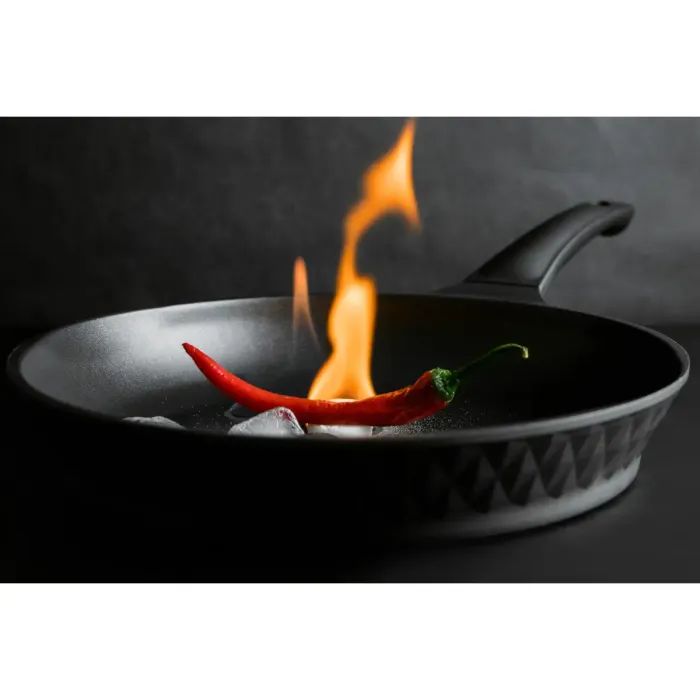 Сковорода Pepper Black Ice 28x5 см PR-6006 (110809) зображення 3 Сковорода Pepper Black Ice 28x5 см PR-6006 (110809) зображення 3