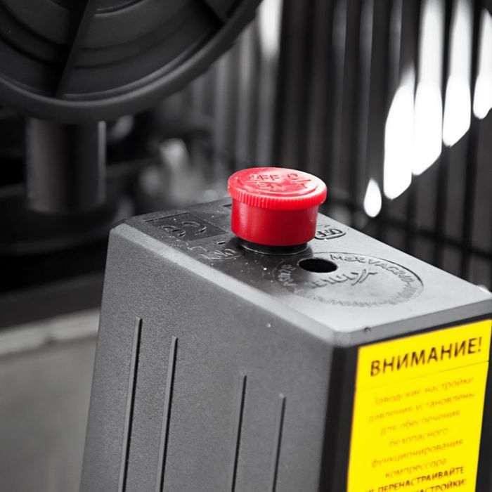 Компрессор Sigma двухцилиндровый ременной 2.5кВт 335л/мин 10бар 50л (2 крана) (7044121) изображение 9