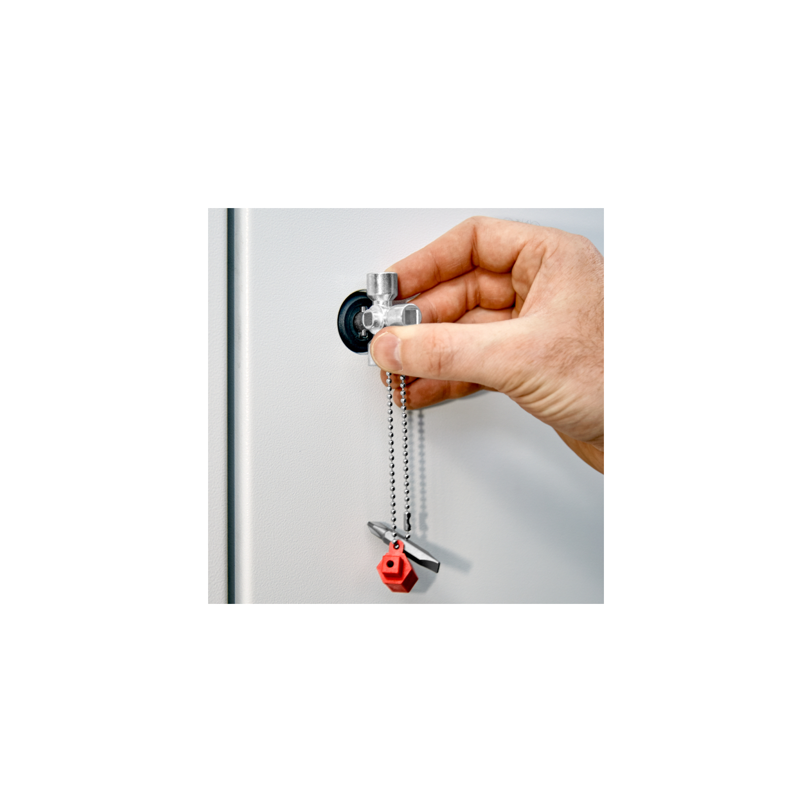 Ключ KNIPEX для электрошкафов (00 11 02) изображение 8