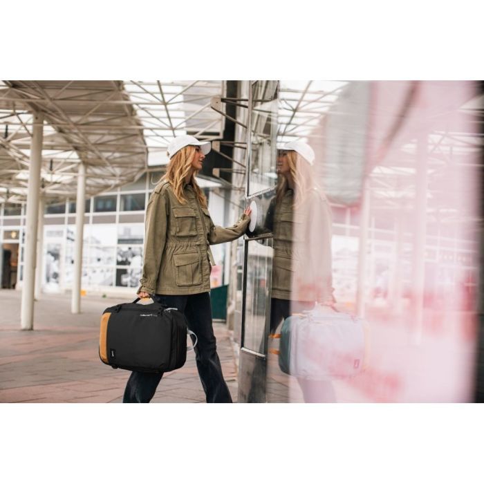Рюкзак туристический Pacsafe Go Carry-on 34L рожевий (35155340) изображение 10