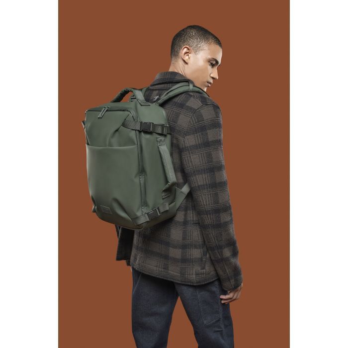 Рюкзак туристический Tucano Tugo M Dry Cabin Luggage 15.6" зелений (BKTUGDR-M-V) изображение 4