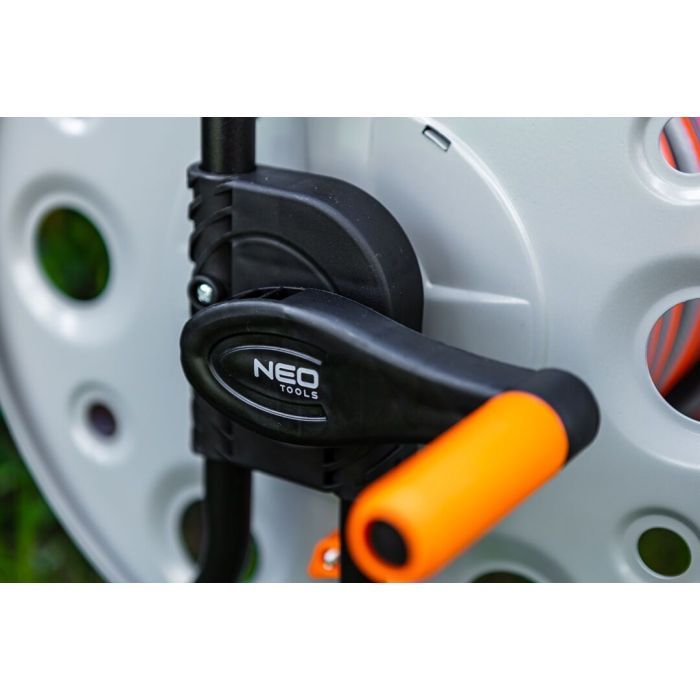 Катушка для шланга Neo Tools на подставке (15-790) изображение 5