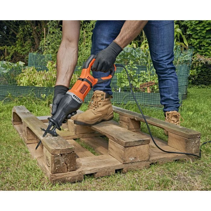 Шабельна пила Black&Decker BES301K зображення 7