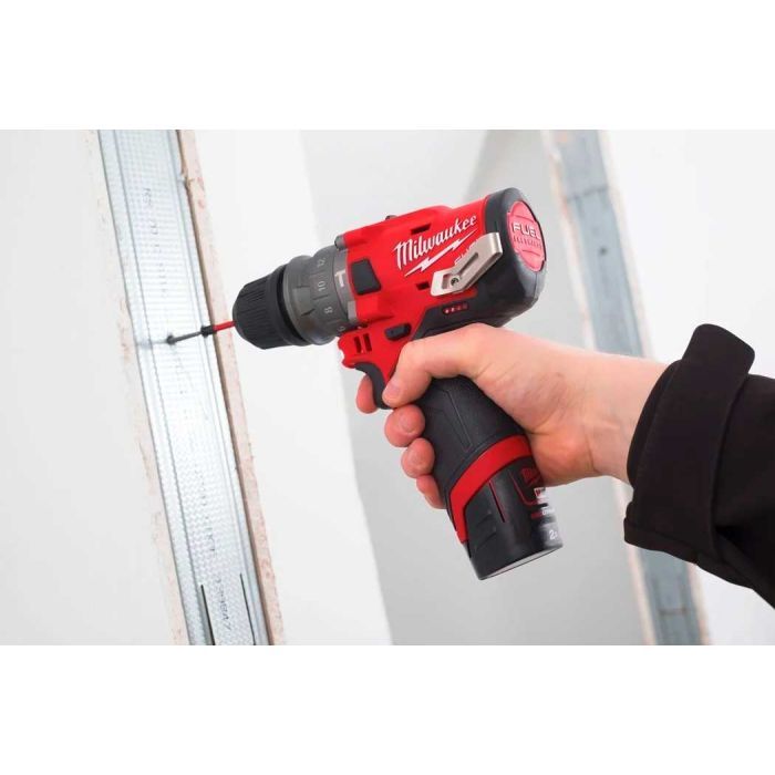 Шуруповерт Milwaukee M12 FPDX-202X, 37Нм, 2x2Ач, 2 насадки, кейс (4933464136) изображение 9