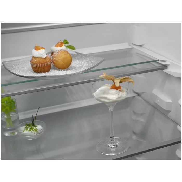 Холодильник Electrolux RNT6TE19S изображение 5