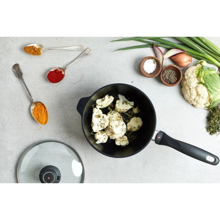 Ковш Swiss Diamond XD Induction з кришкою 18 см (XD6718ic) изображение 3