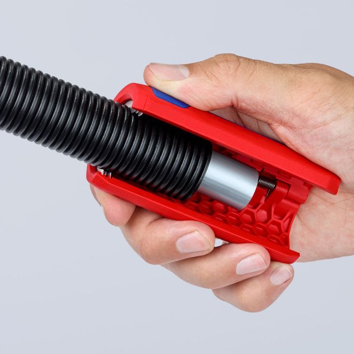 Нож монтажный KNIPEX для гофрированных труб 90 22 01 SB (90 22 01 SB) изображение 4