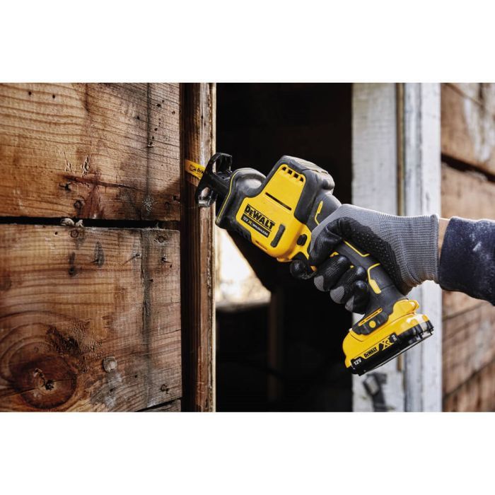 Сабельная пила DeWALT 10.8/12В XR Li-lon, бесщёточная, 2 АКБ, ЗУ, кейс TSTAK (DCS312D2) изображение 5