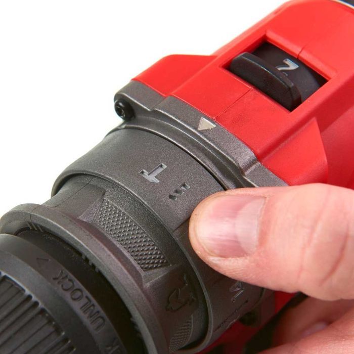Шуруповерт Milwaukee M12 FPDXKIT-202X, 44Нм, 2x2Ач, 2 насадки, кейс (4933464138) изображение 10