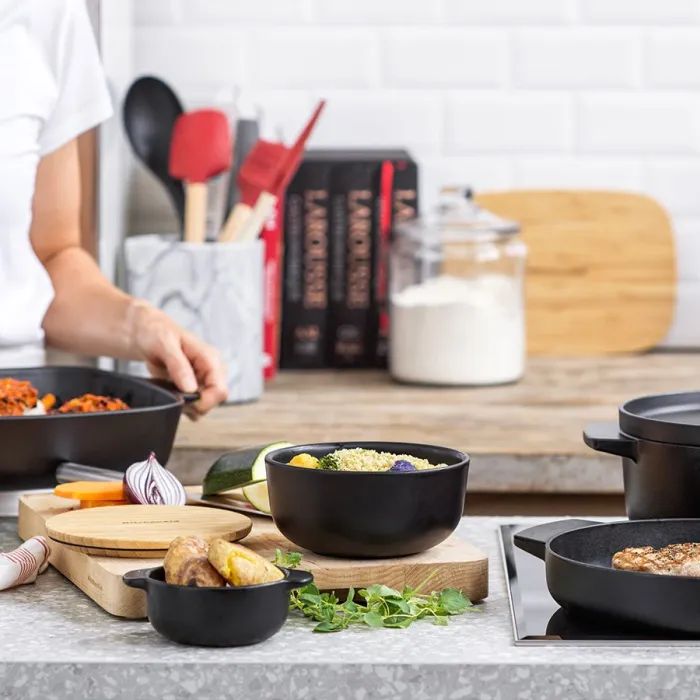 Миска KitchenAid Matte Oven-to-table з чорного керамограніту з кришкою (CC004972-001) зображення 11