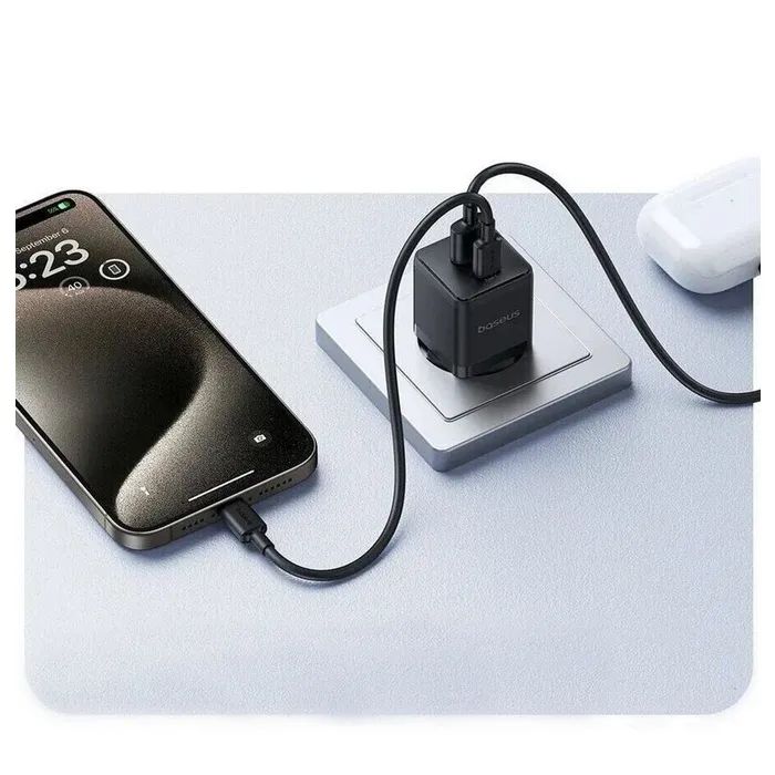 Зарядний пристрій Baseus 1xUSB-C PD20W + 1xUSB + cable USB-C to USB-C white (P10111608113-01) зображення 10