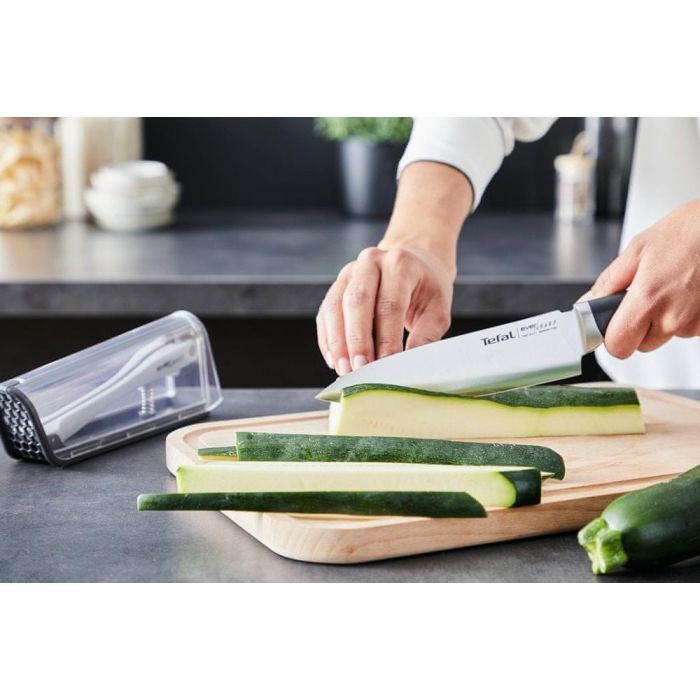 Кухонный нож Tefal Eversharp, 16.5см, з чохол-точило нержавіюча сталь, чорний (K2569004) изображение 11