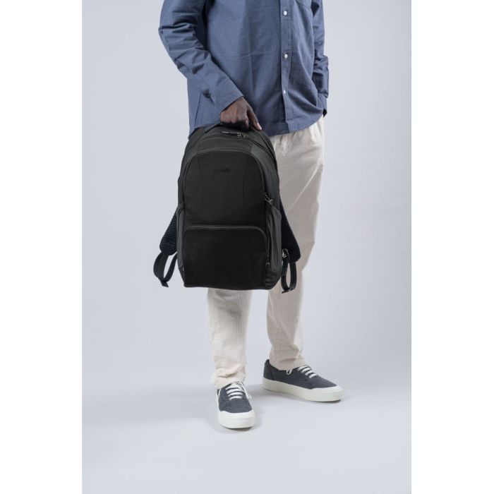 Рюкзак туристический Pacsafe LS450 backpack чорний (40135138) изображение 10