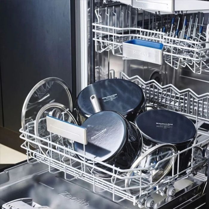 Каструля KitchenAid Steel Core 24 см 6 л червоний (CC003270-001) зображення 6