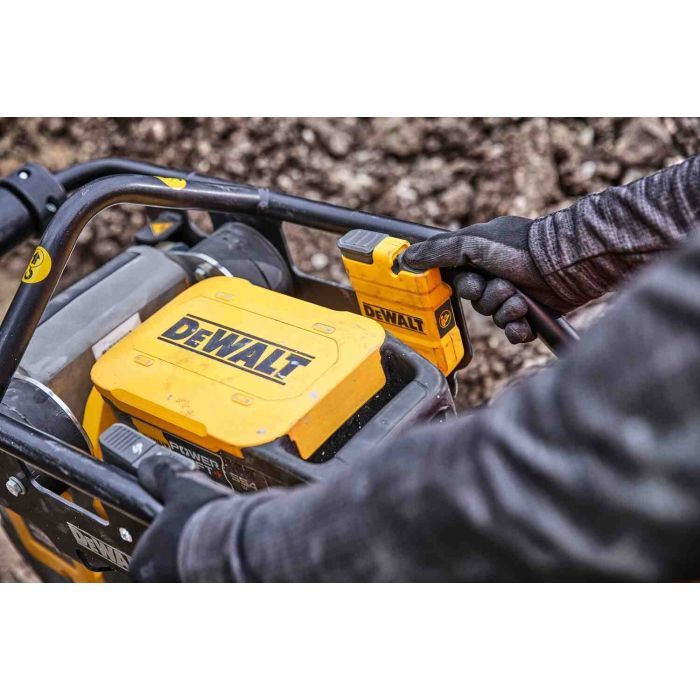 Вибротрамбовка DeWALT POWERSHIFT Li-Ion 55V, 11.6 кН, 65 кг (без АКБ и ЗУ) (DCPS660N) изображение 8