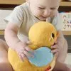 Розвиваюча іграшка Fisher-Price Розвивальне каченя 4-в-1 "Обіймай та повзи" (JMX99) зображення 5
